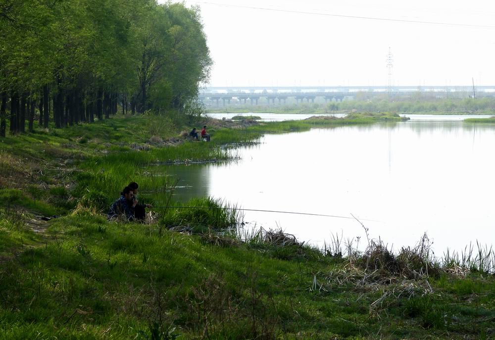 歇馬山莊溫泉位于莊河市大營鎮(zhèn)四家村銀石灘國家森林公園內(nèi),是大連地區(qū)的優(yōu)質(zhì)溫泉之一