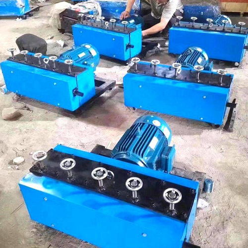 莊河橋梁穿梭機(jī)與2組壓輪穿線機(jī) 高效橋梁施工的利器